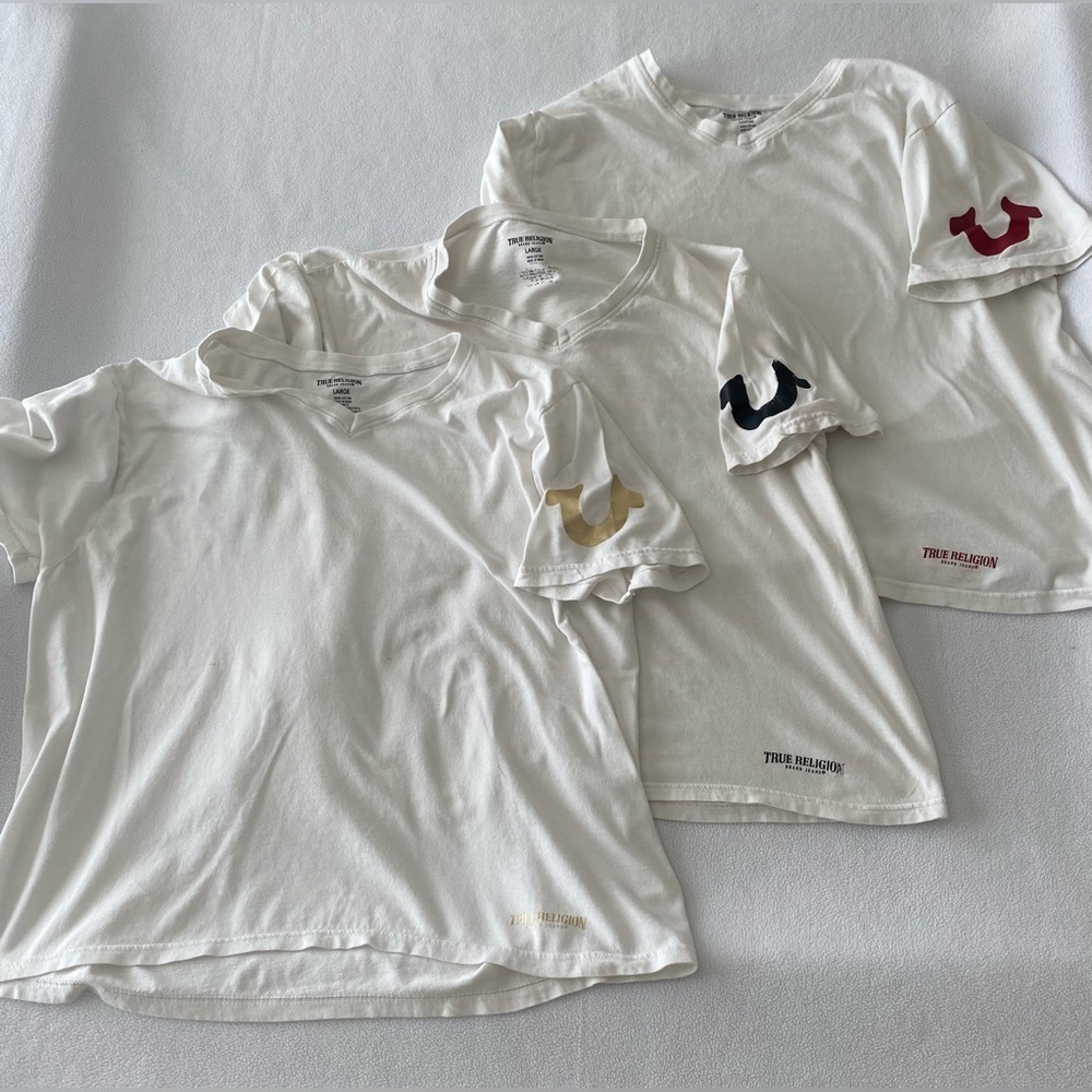 True Religion T-Shirt Women's Large V-Neck White Cotton Tee - 3 Shirt Lot GUC